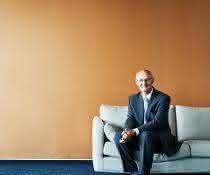 "Greening" logistics and supply chains? Kühne Logistics University says: Yes!