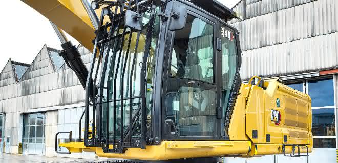 Für schwierige Abbrucharbeiten entwickelt: Long-Front-Bagger von Caterpillar mit höherer Reichweite