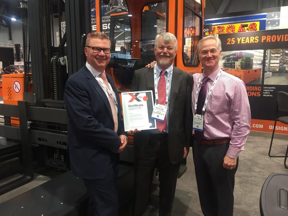 Hubtex beteiligt sich an US-Distributor DSH