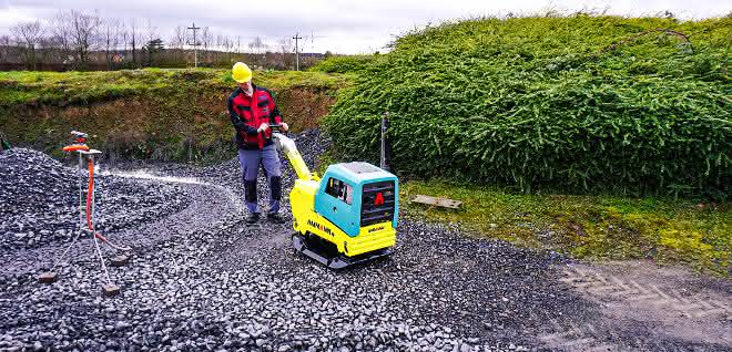 Straßenbau: Mehr Tempo dank Zwei-Wellen-Rüttler
