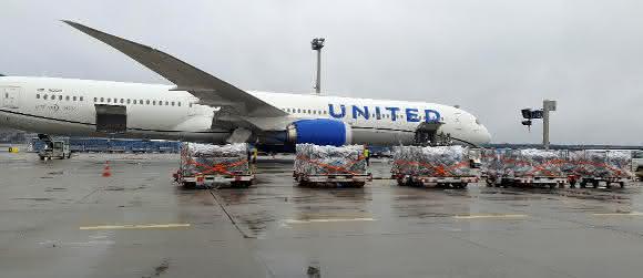 United Airlines further expands airfreight capacities