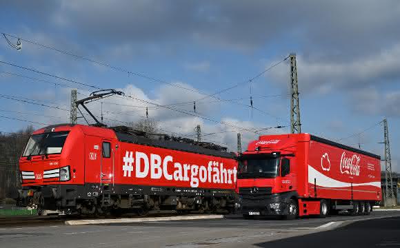 Coca-Cola on Tracks