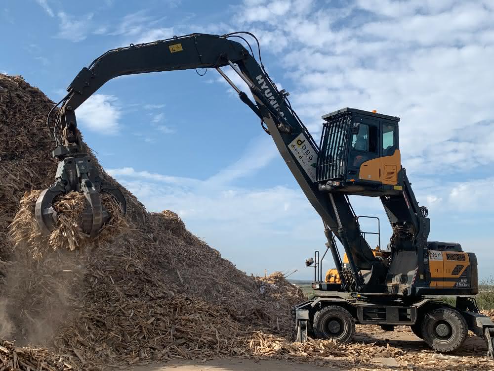 Neuer Hyundai-Umschlagbagger für französisches Recycling-Unternehmen