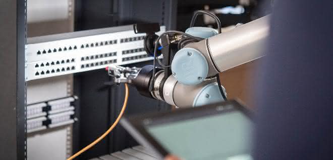Cobots and AI: Robots learn assembly
