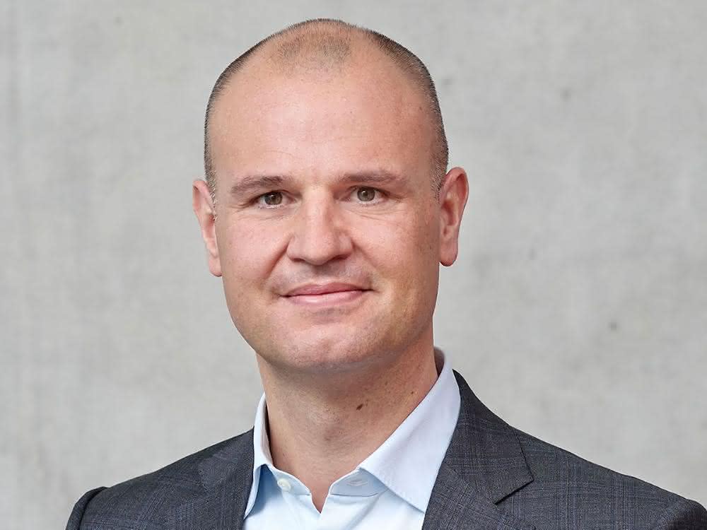 Christian Schwörer übernimmt Vorsitz der Geschäftsführung von PERI