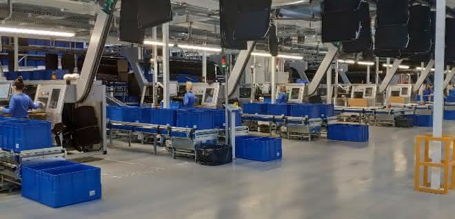 Pocket sorters provide speed: TGW hands over distribution center to Mayoral