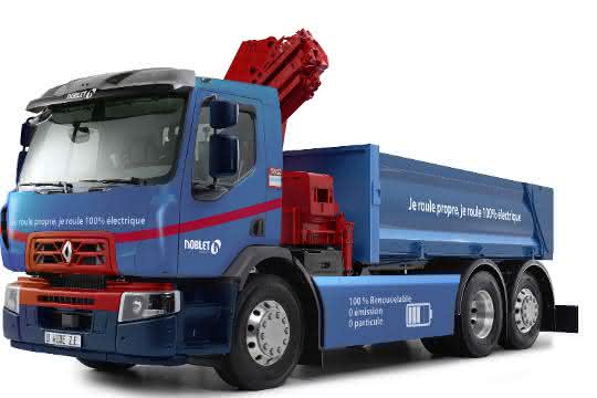 E-Lkw für Fahrzeug-Vermieter: Renault Trucks produziert ersten elektrischen Bau-Lkw