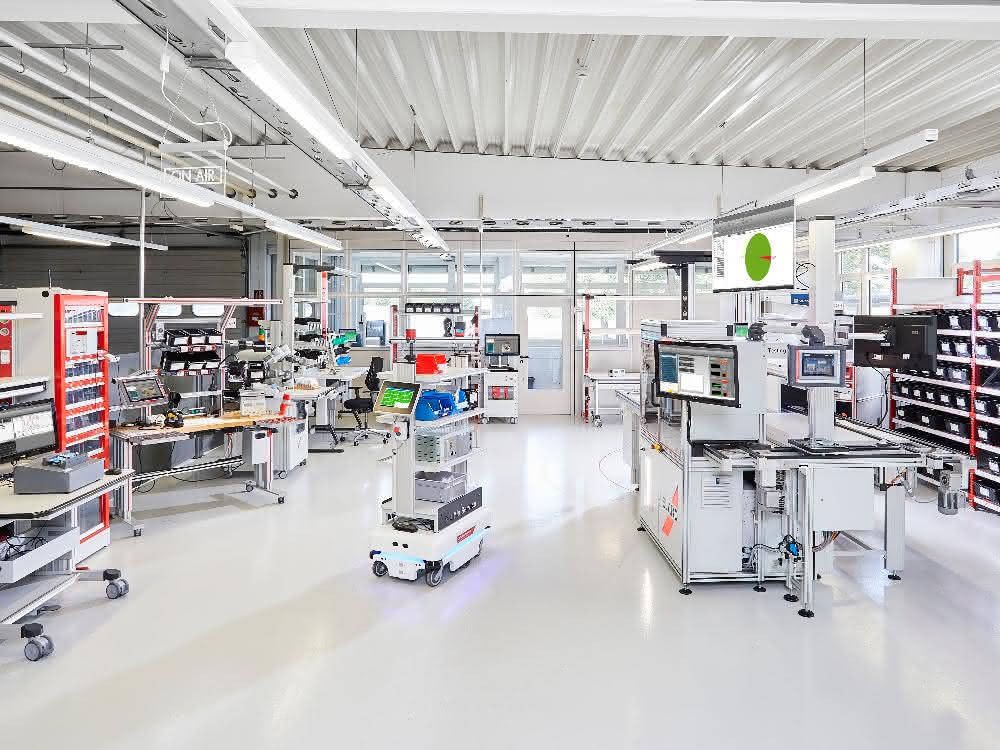 Learning factory from Elabo