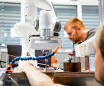 Process automation: Cobots in machining