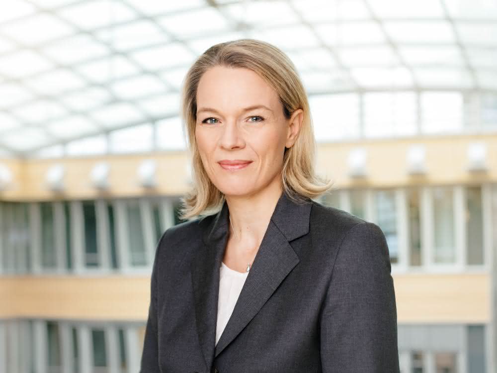 Dr. Claudia Englbrecht Dr. Claudia Englbrecht
