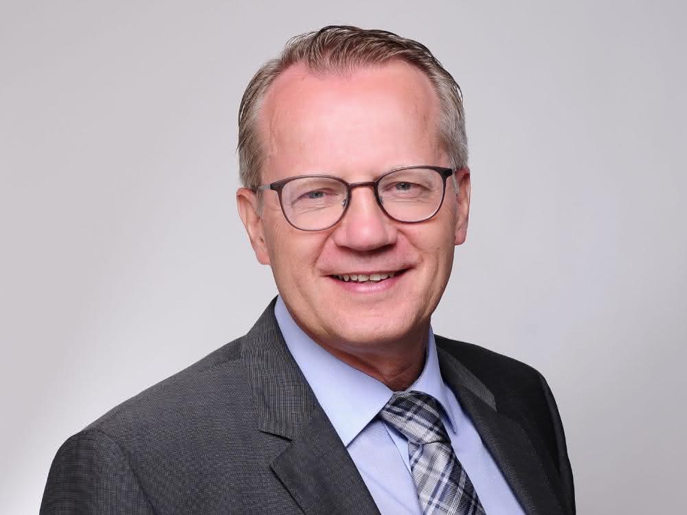 Frank Tekkiliç neuer Pressesprecher der IG BAU
