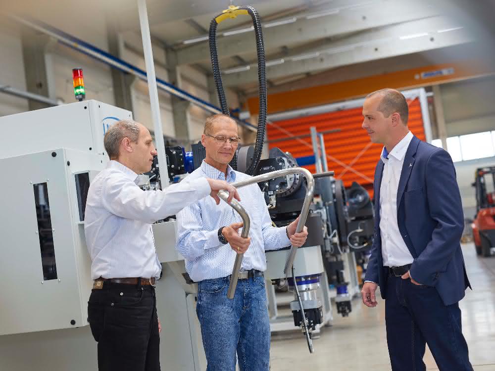 Jörg Neu, Lothar Kummermehr and Michael Stutzer