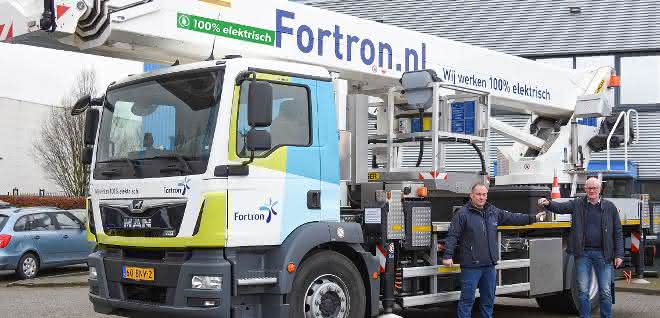 Lkw-Arbeitsbühne: Hybrid geht's 45 Meter in die Höhe