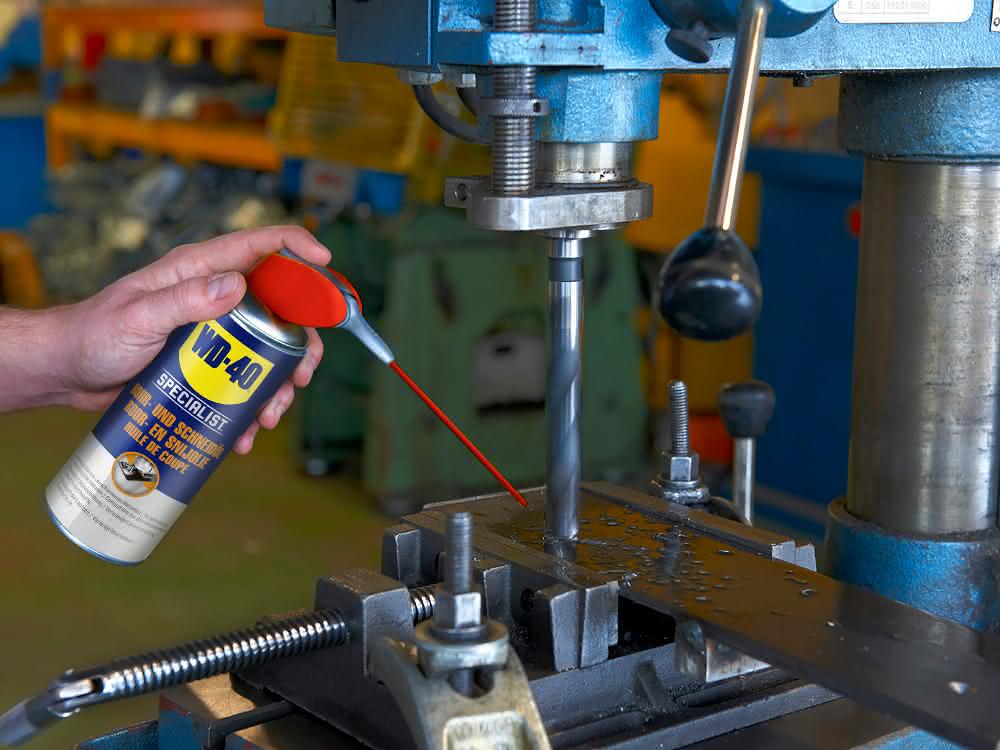 Specialist drilling and cutting oil Specialist drilling and cutting oil