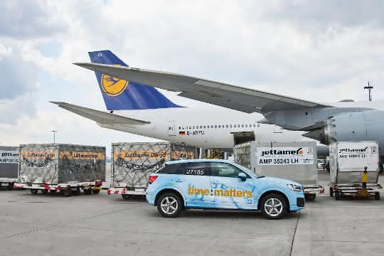 Lufthansa Cargo transports relief supplies to India