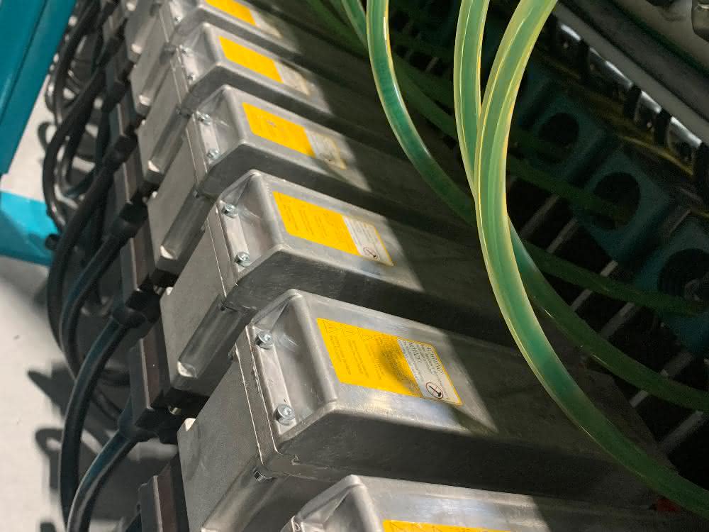 Decentralized drives: When the spark ignites