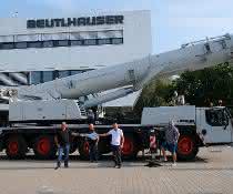 Autokran: Ein gebrauchter Liebherr-Mobilkran geht nach Wien