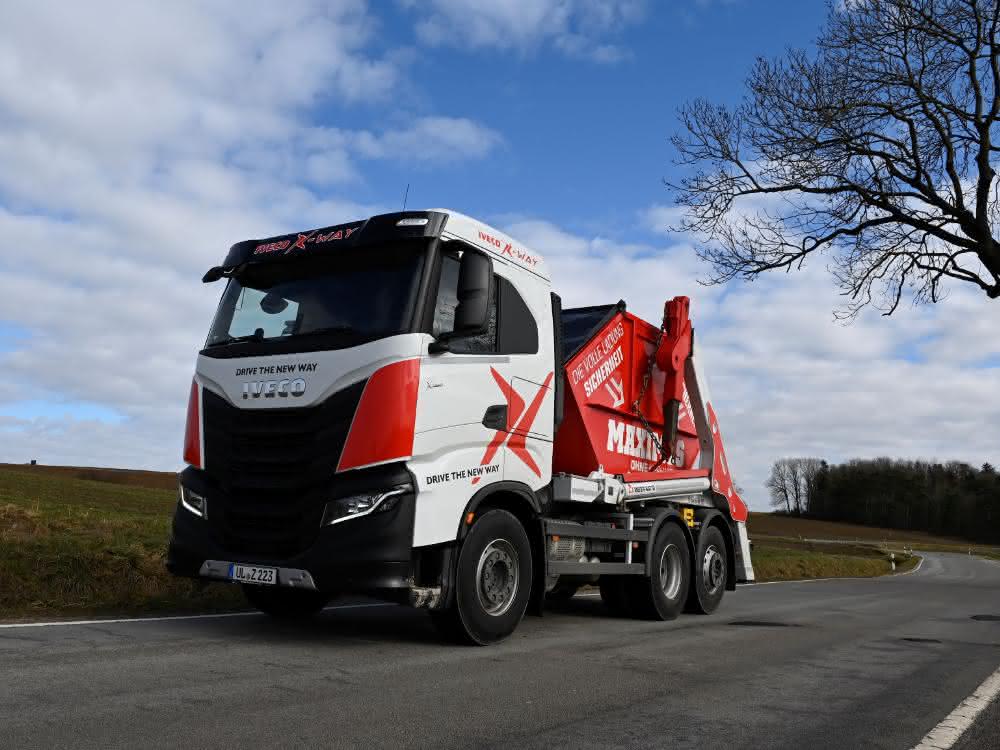 Iveco X-Way: Absetzen, Eins!