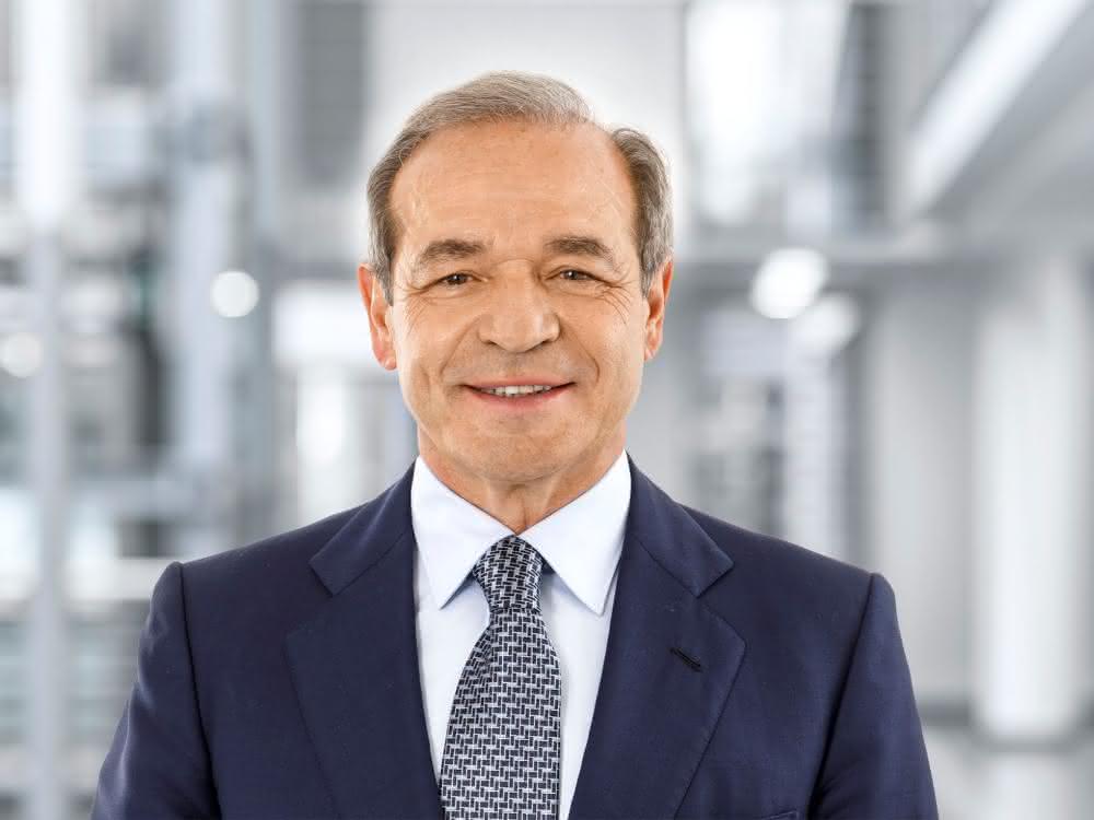 Hochtief baut Prager Metro aus