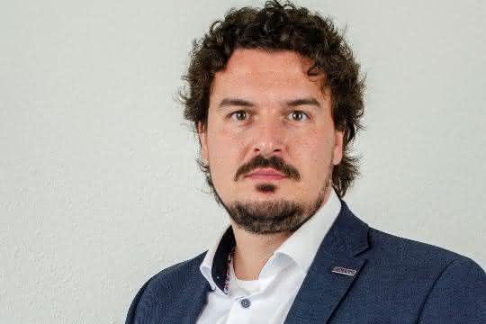 ELVIS initiates generational change and expands Management Board