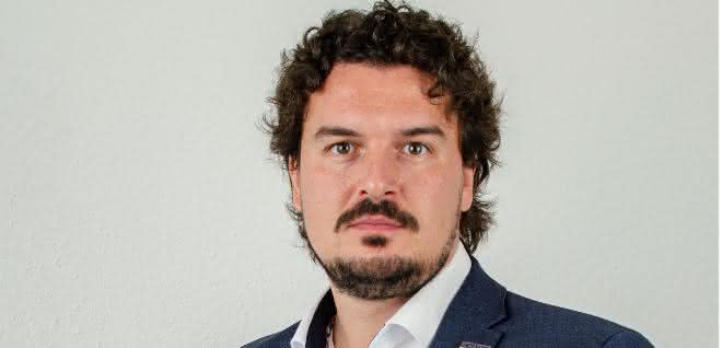 ELVIS initiates generational change and expands Management Board