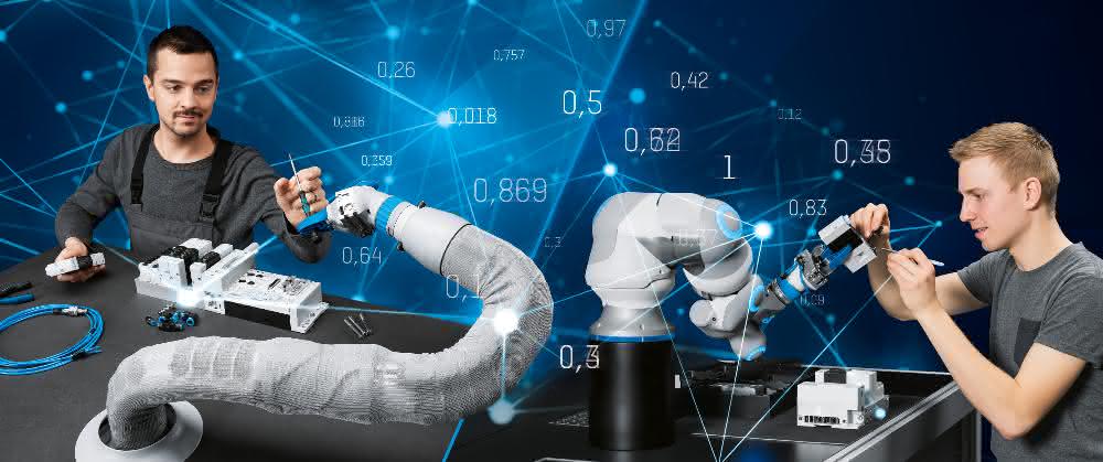 In the FLAIROP research project, the robots are trained with various items at separate stations Researchers with robotic arms