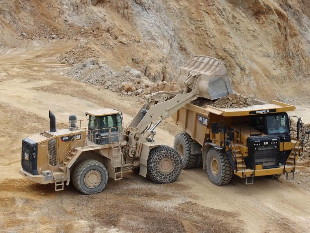 Schotterwerk schont Umwelt mit neuen Cat Maschinen