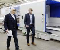 3D-Druck und Fräsen in einer Maschine Verfahren kombiniert