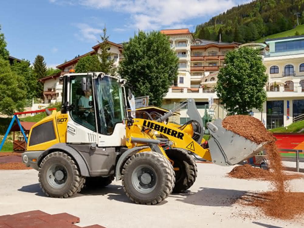 Mit ihrem einzigartigen Lenksystem gehören die Stereolader® zu den größten Allroundern in der Radlader-Palette von Liebherr.