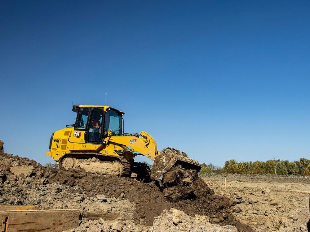 Neue Maschinen-Generation: Neuer Kettenlader Cat 953 präsentiert