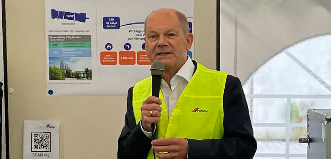 Kernthema CO2-Minderung: Olaf Scholz besucht CEMEX-Zementwerk Kernthema CO2-Minderung: Olaf Scholz besucht CEMEX-Zementwerk