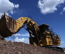 400 Tonnen Einsatzgewicht: Caterpillar und Zeppelin präsentieren neuen Großhydraulikbagger