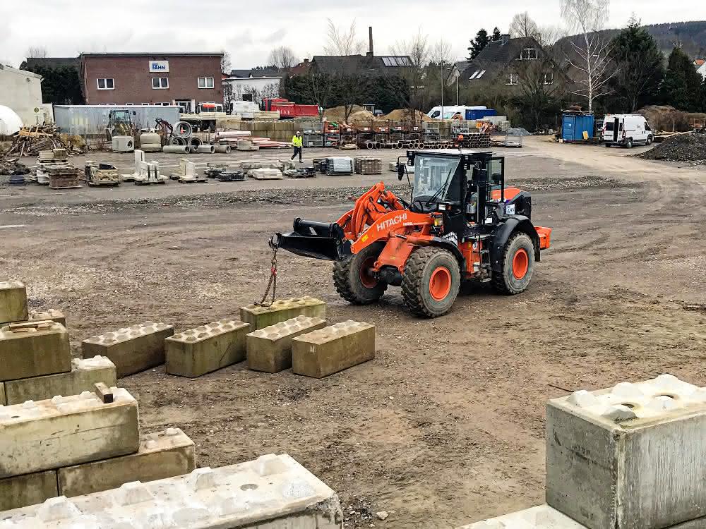 Maschinenpark erweitert: Fahn Bau setzt auf Hitachi-Maschinen
