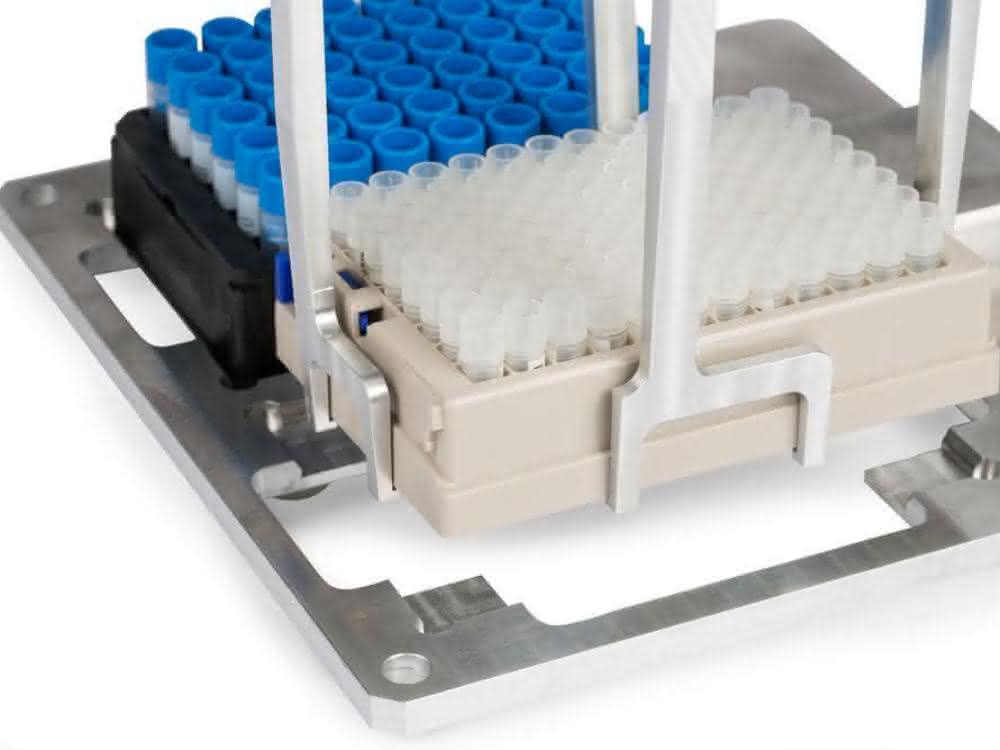 Automatisches Handling von SBS-Racks