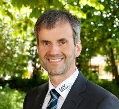 Dr. Ernst Bohlsen