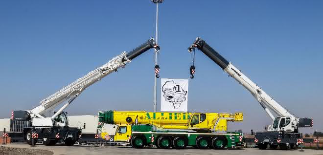 Krane: Premiere in Afrika für Liebherr-Mobilkran