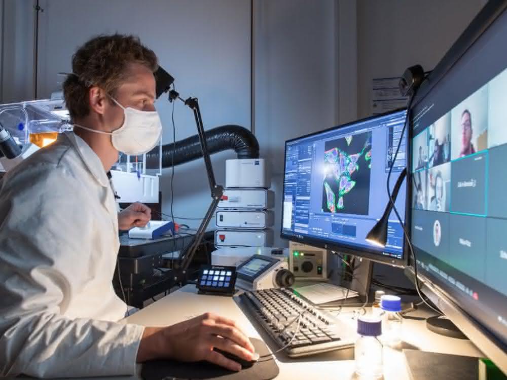 Dr. Sebastian Hänsch Dr. Sebastian Hänsch