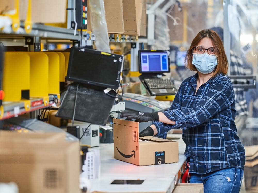 Amazon hires over 10,000 seasonal workers in Germany