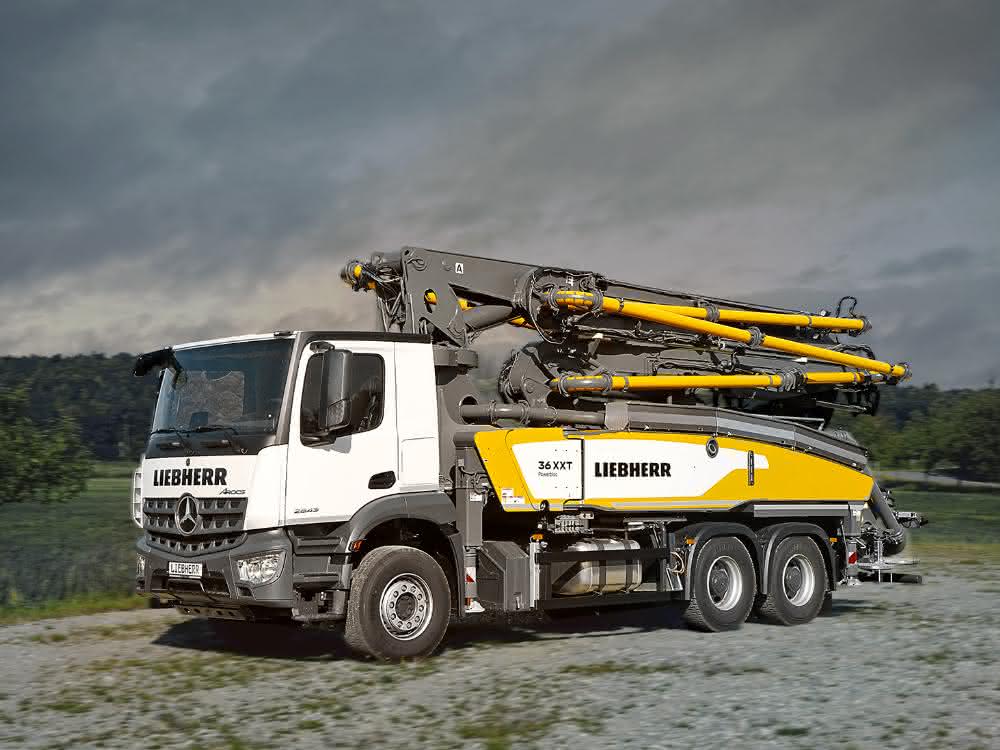 Neue 36 XXT Autobetonpumpe von Liebherr