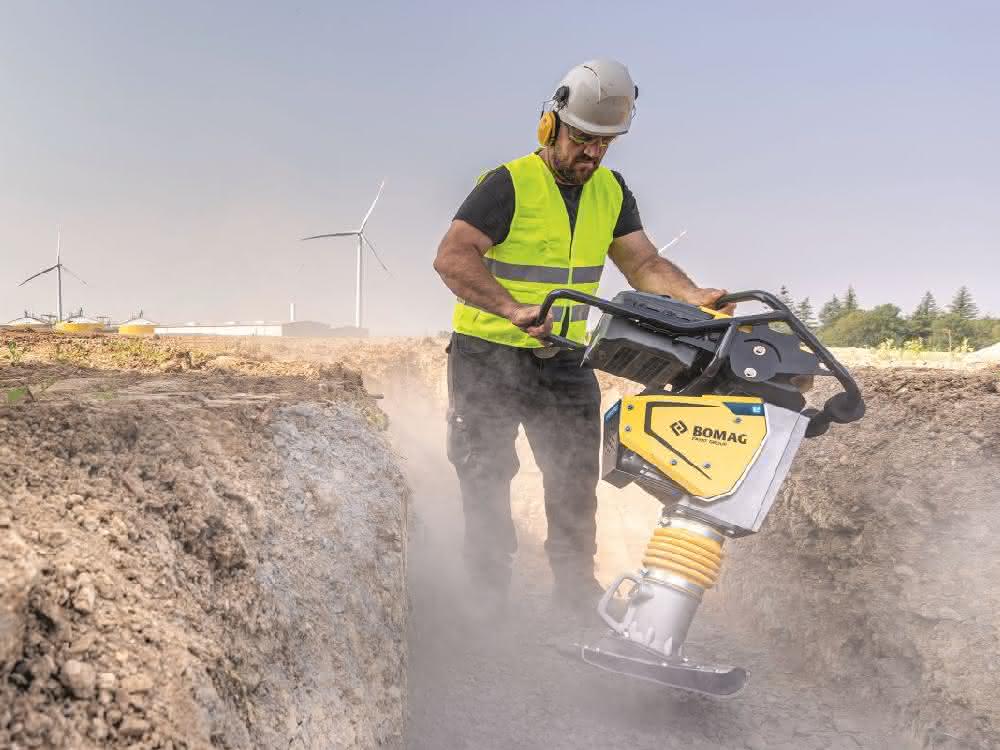 Emissionsfreie Baumaschinen: Bomag präsentiert neuen Akku-Stampfer