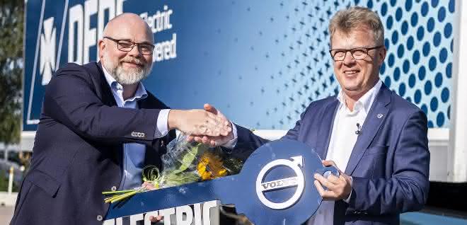 100 electric trucks: record order for Volvo Trucks