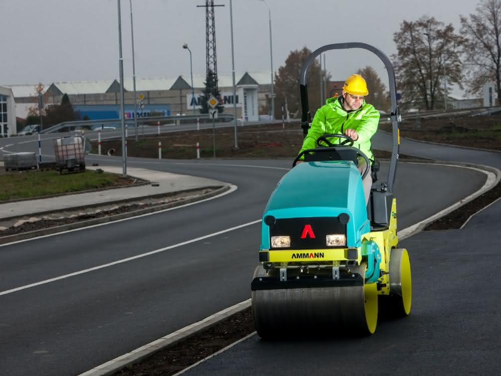 Kompakte Kraftpakete für den Straßenbau