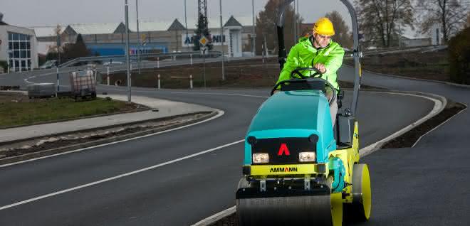 Kompakte Kraftpakete für den Straßenbau