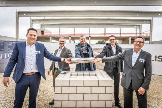 Panattoni and DB Schenker celebrate the laying of the foundation stone in Herbrechtingen