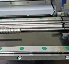 Feed table for an industrial CT system Feed table for an industrial CT system