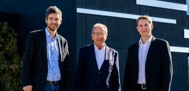 Geschäftsentwicklung: GUS Group wird Mehrheitsgesellschafterin bei Labor-IT-Spezialist Dorner Firmengründer Karl-Eugen Dorner mit seinen Söhnen