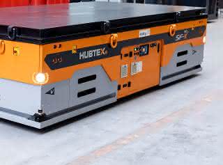 FTS, AGV und Robotik: Ein Plattformtransporter für die Industrie 4.0