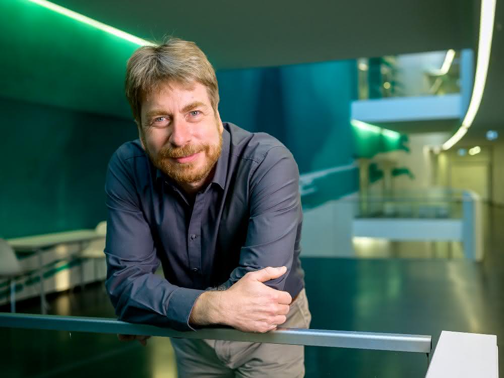 Prof. Dr. Frank Bradke