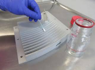 Reinigungsvalidierung im pharmazeutischen Umfeld am Beispiel der TOC-Bestimmung: Geprüfte Reinheit Swab-Test