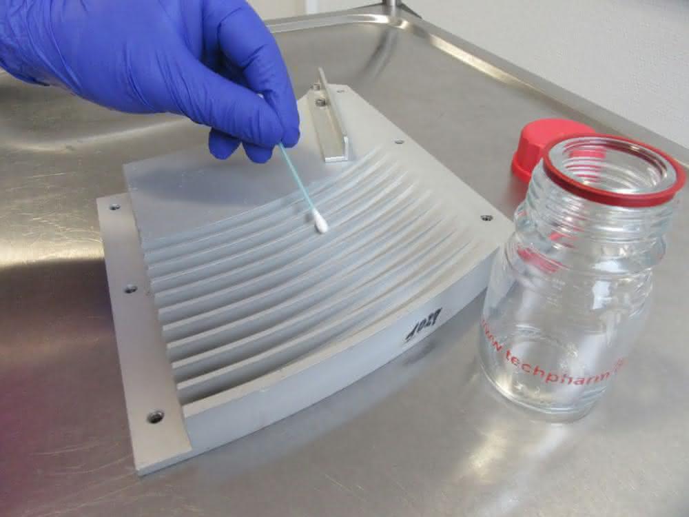 Reinigungsvalidierung im pharmazeutischen Umfeld am Beispiel der TOC-Bestimmung: Geprüfte Reinheit Swab-Test